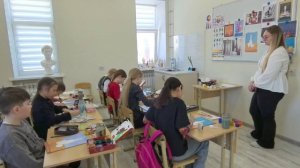 Открытый урок по изо - Выделение композиционного центра посредством цвета. Доминанта. Акцент.