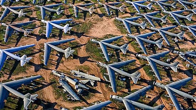 ГЛАВНЫЙ ВОПРОС: КТО ПЕРВЫМ НАЖМЁТ КНОПКУ — БРЮССЕЛЬ, ПАРИЖ ИЛИ ЭСТОНИЯ?