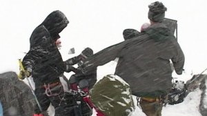 В горах Бурятии ищут туристов, попавших под лавину.