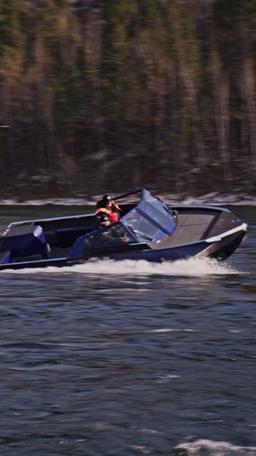 Катер Росомаха R6000 S Mercury 200