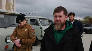 Семья Айдамировых передала бойцам СВО 10 внедорожников «Нива» и «Буханка»