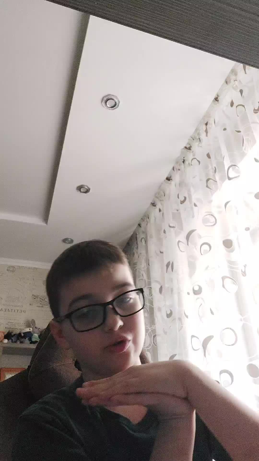 показываю свой сервер и обсуждаем