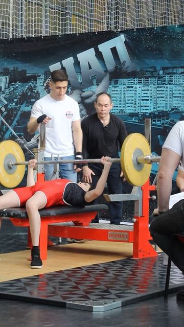 Пауэрлифтинг. Жим штанги лёжа