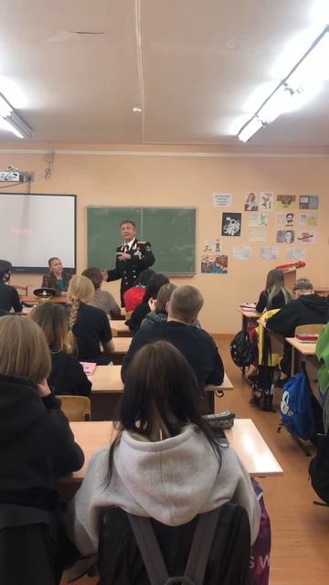 «Урок Мужества» в Художественно-промышленном колледже г. Уфы | Фрагмент выступления И. Н. Липовского