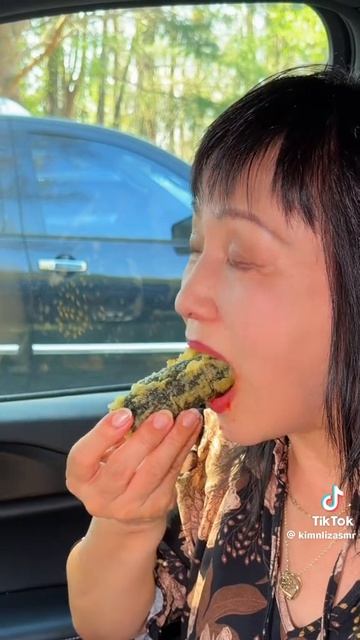 Мукбанг кимпаб яйца жаренный ролл лапша рисовое пирожное токпокки 