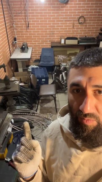 Работа кипит