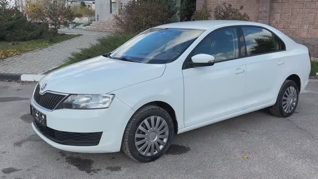 Автомобиль Skoda Octavia в автосалоне Аврора в Симферополе 8489