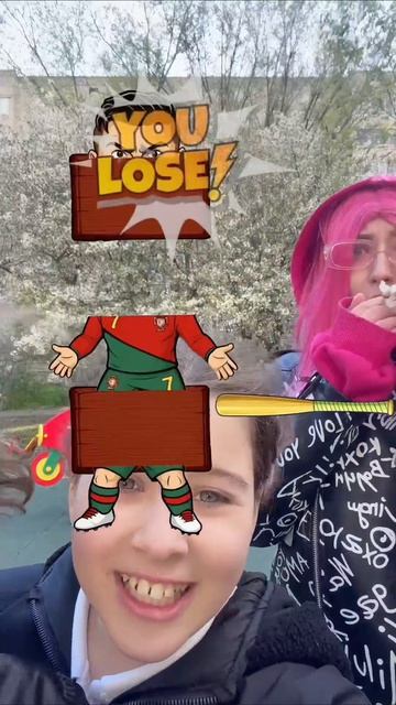 чей парень?