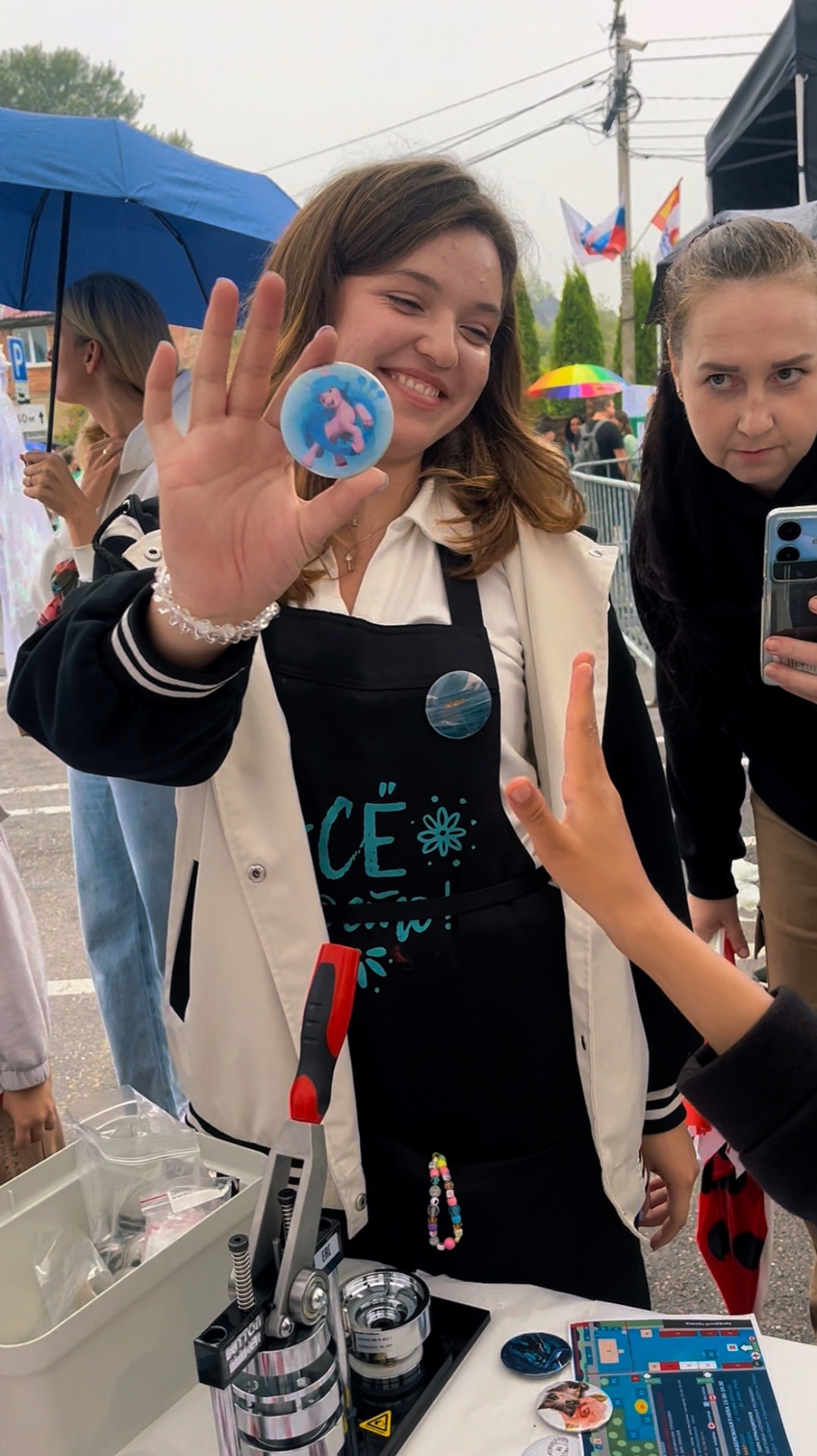 Настоящие закатные значки. Выездной мастер-класс от студии Задело в Санкт-Петербурге