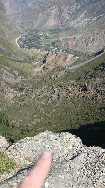 Мото райдер и край земли