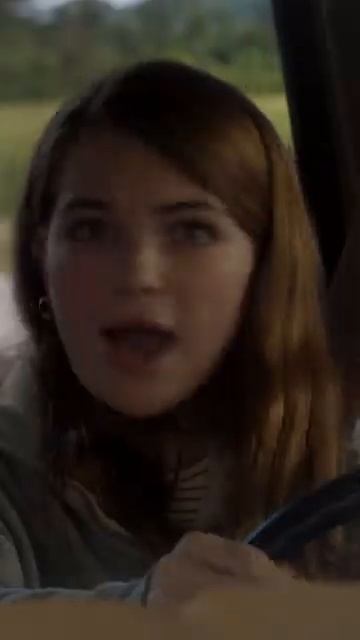 Детство Шелдона Young Sheldon Missy and Paige Ran away from home funny series teenagers teen