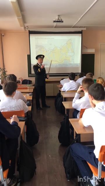 Липовский Иван Николаевич провёл занятие с кадетами о выгодах перевозки грузов по Северному пути