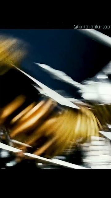 Золотой трон пал  Предательство поглотило всё.