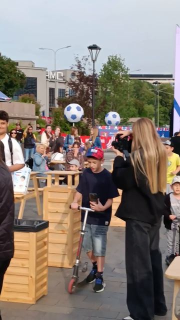 сюжет 2025, Москва, читайте описание, возможно это вам нужно,