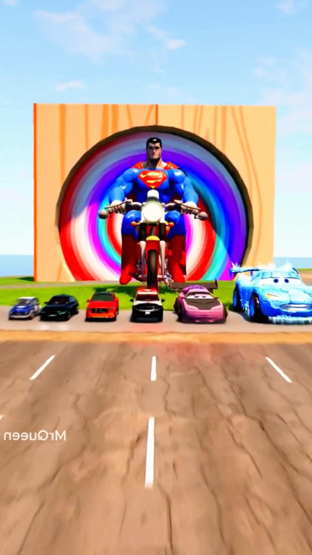 Большой и маленький  Супермен на мотоцикле