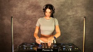 LIANA - Melodic House & Techno