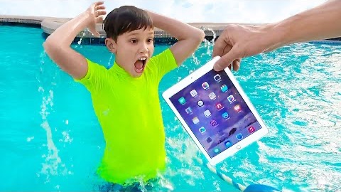 Катя и папа их истории про гаджеты