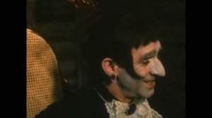 Может икорки лягушачьей? Фрагменты из фильма "В тринадцатом часу ночи". 1969 г.