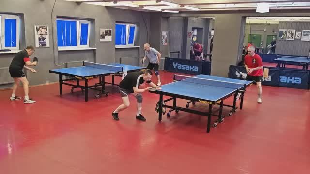 Закзун В. (706) - Халаджиев П. (618) 21.04 настольный теннис 400+ ЛИГИ турнир СПб