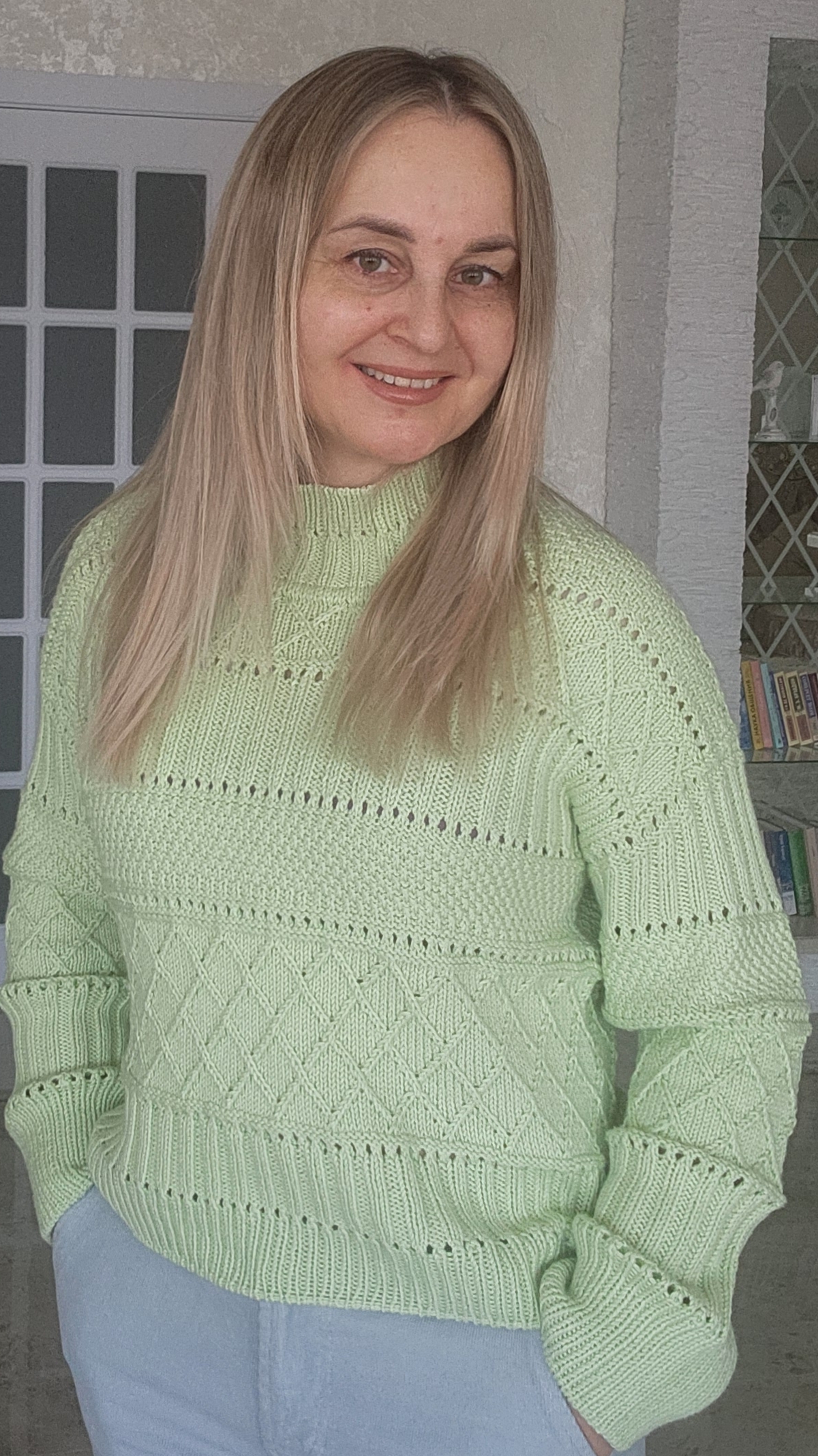 Свитер INGRID по описанию  PetiteKnit