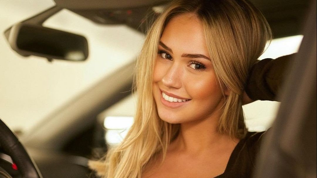 Только Ты!  Sorry Little Sarah