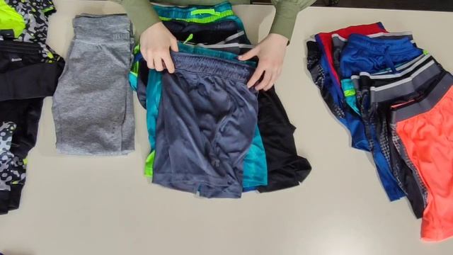 Лот 2709 Микс Джогины 4костюма Подростки-дети  1580 р-кг7кг 43 ед