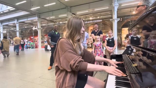 Английский язык  Brendan Kavanagh - Charlottes Got Talent At The Public Piano  Take me to Church