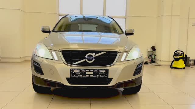 Автомобиль Volvo ХС60 в автосалоне Аврора в Симферополе 3801