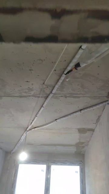 Шеф монтаж первого этапа монтажа кондиционеров. Промышленныйальпинист.рф