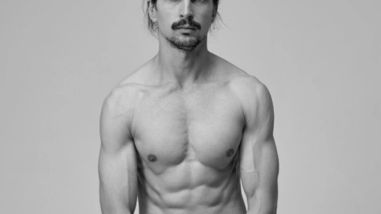 Домашние тренировки, упражнения с гантелями и с собственным весом