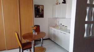 Хранение на кухне студии