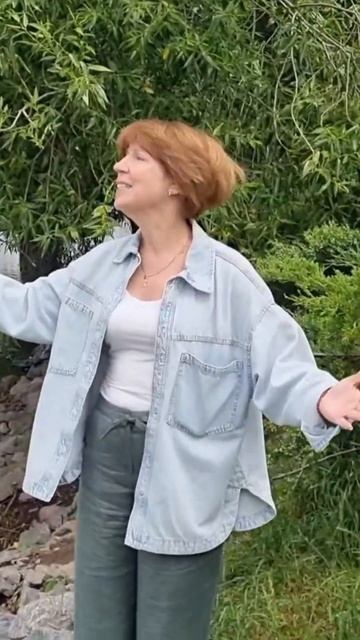 Как в омут в позднюю любовь я окунулась