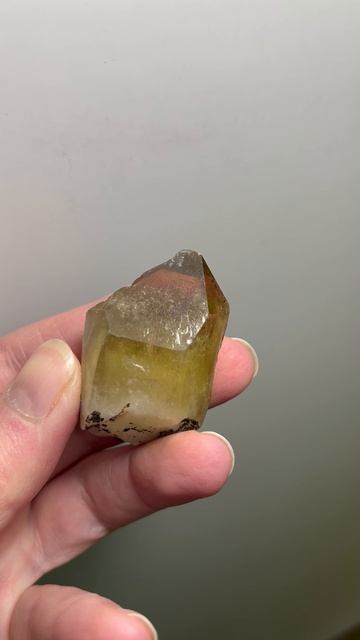 Цитрин природный кристалл из Казахстана