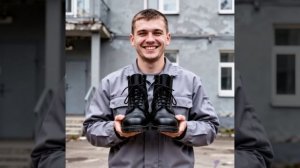 Ботинки-2. Автор - Лев Леонтьев