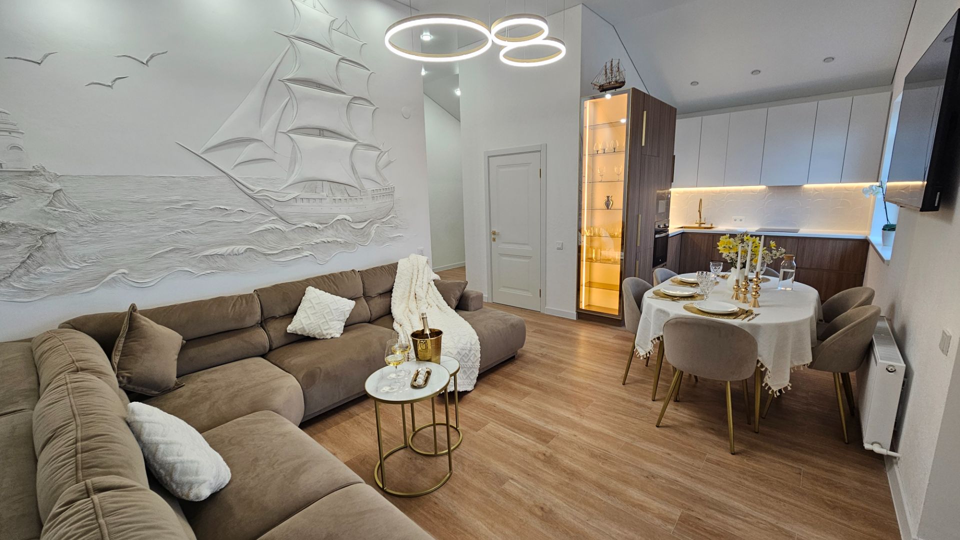 Дом у моря в Феодосии Парус посуточно