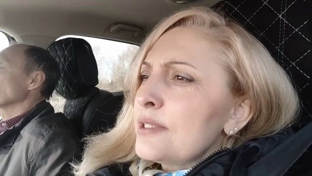 Какое небо голубое. Едем на работу. 
22 апреля.