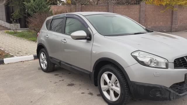 Автомобиль Nissan Qashqai в автосалоне Аврора в Симферополе 8065