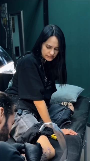 Тянки Неформалки