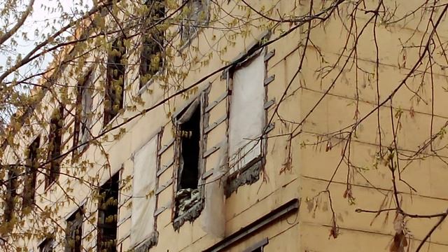 Заброшенный поварской колледж на волгоградском проспекте. Но его уже потихоньку восстанавливают.