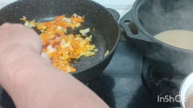 Гречка с копчёностями .