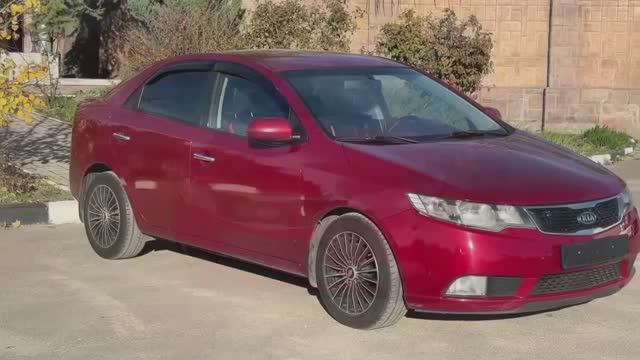 Автомобиль KIA Cerato в автосалоне Аврора в Симферополе 8522
