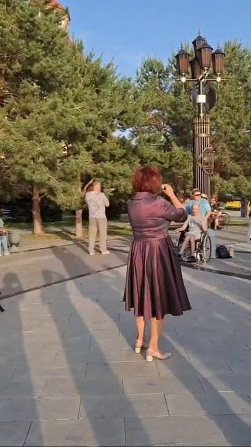 БЫСТРЕНЬКО  ЗАЛЕТАЕМ  КО МНЕ.

🥰♥️♥️♥️😅💋🌹