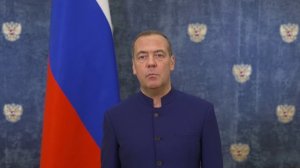 Председатель Единой России Дмитрий Медведев обратился к участникам «Диктанта Победы»