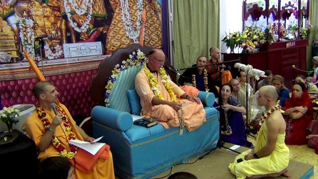 6 - 15.05.16.С-Пб. Вьясапуджа ЕС ИДС - обеты на инициации