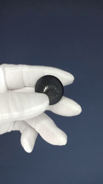 Пуговица черная (р-р № 44), Артикул 04102