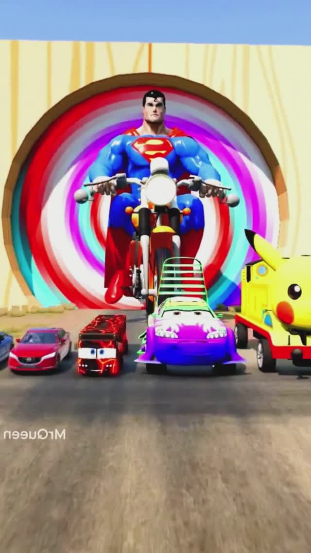 Большой и маленький  Супермен на мотоцикле