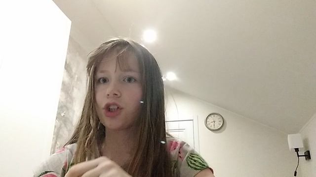 учимся плести из резиночек часть первая