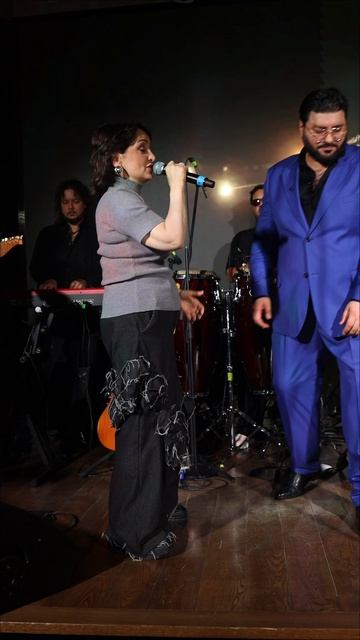 Когда музыка доводит до мурашек
Вчера была на сольном концерте Артура Беста в ресторане «Боярский»