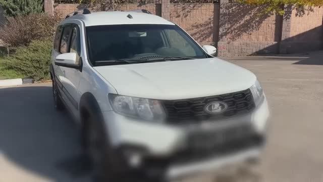 Автомобиль Lada Largus в автосалоне Аврора в Симферополе 8718