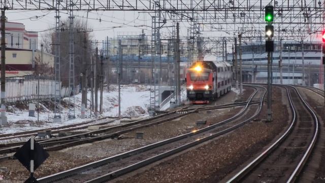 станция Очаково | 2 пассажирских, догонялки электричек и грузовой